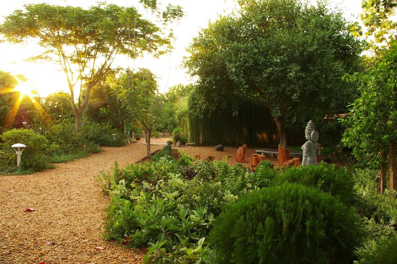 Gaia'S Garden Guest House Auroville Ngoại thất bức ảnh